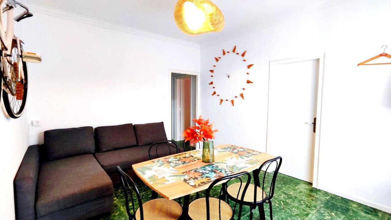 The - In Lloret Appartement